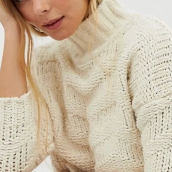 Willow & Wind Sweaters - WILLOW & WIND Chunky Knit Mock Neck Raglan Sleeve Chevron Sweater size large